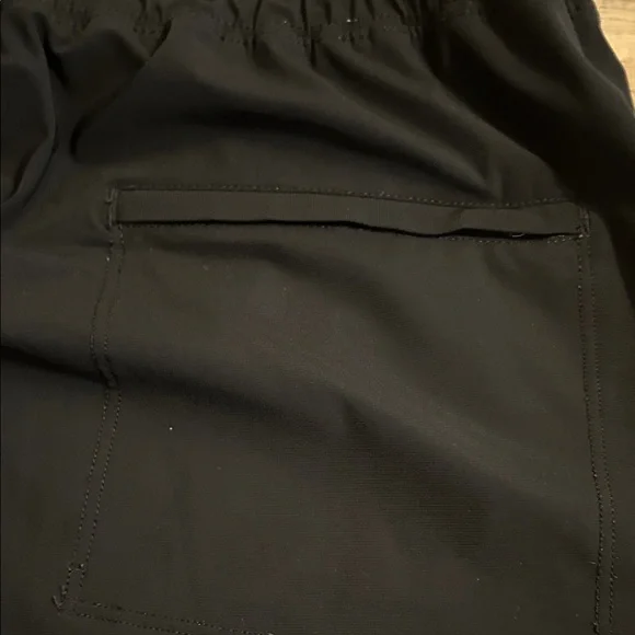 EUC Vuori  ladies Black Jogger Pants size large. - Picture 9 of 11